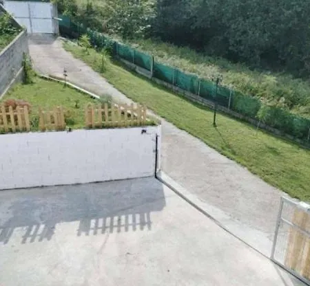 Casa Con Piscina Y Jacuzzi Lägenhet
