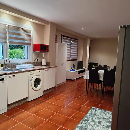 Apartamento Casa Con Piscina Y Jacuzzi Pontevedra